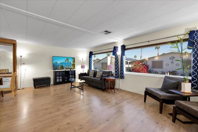 132 Hester Drive, Cathedral City, CA 92234