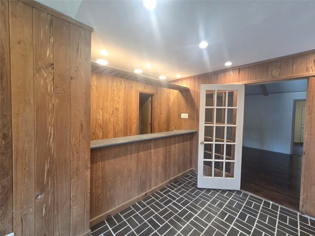 9334 Hunters Creek Drive, Dallas, TX 75243