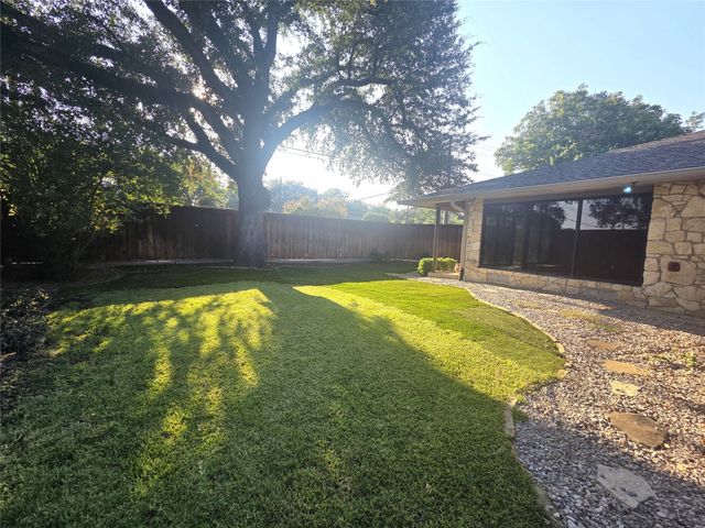 9334 Hunters Creek Drive, Dallas, TX 75243