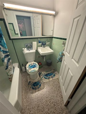 316 76TH AVENUE, St Pete Beach, FL 33706