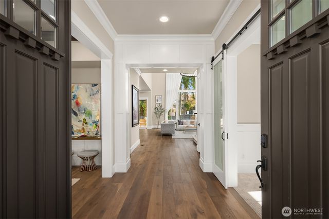 2832 109th Avenue SE, Bellevue, WA 98004