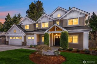 2832 109th Avenue SE, Bellevue, WA 98004