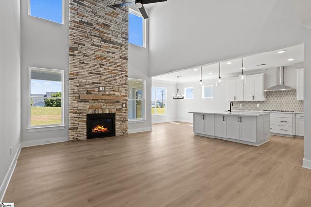 319 Goodison Way, Woodruff, SC 29388