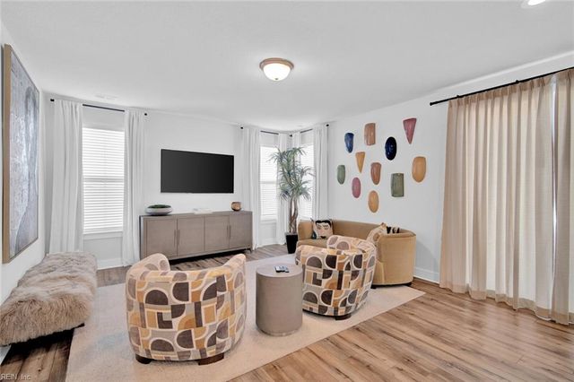 1124 Erin DR, Suffolk, VA 23435