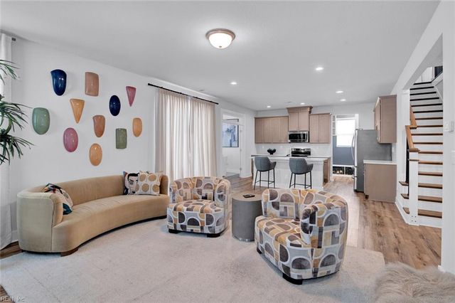 1124 Erin DR, Suffolk, VA 23435