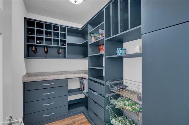 1124 Erin DR, Suffolk, VA 23435