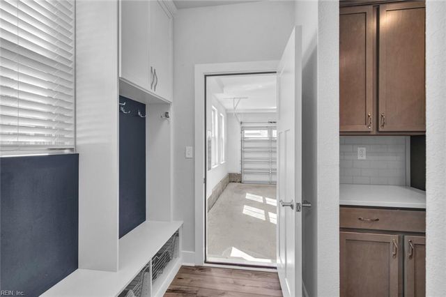 1124 Erin DR, Suffolk, VA 23435