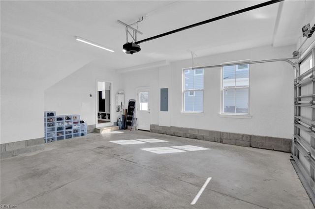 1124 Erin DR, Suffolk, VA 23435