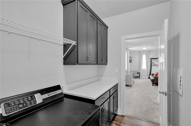 1124 Erin DR, Suffolk, VA 23435