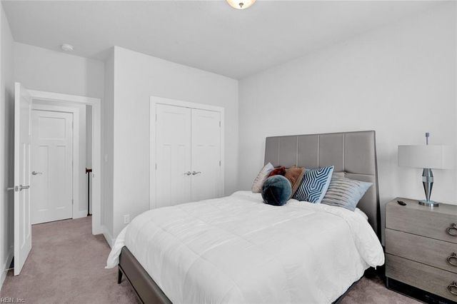 1124 Erin DR, Suffolk, VA 23435