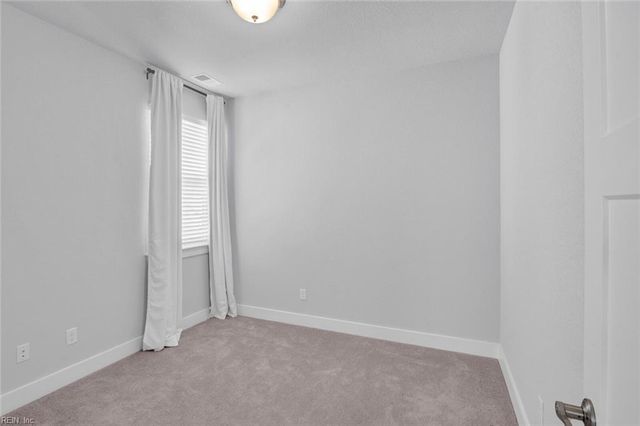 1124 Erin DR, Suffolk, VA 23435