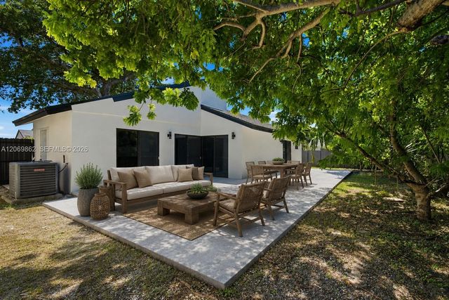12331 SW 203rd Terrace, Miami, FL 33177