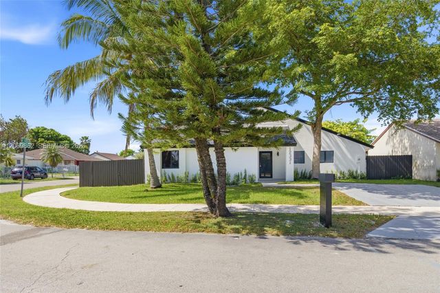 12331 SW 203rd Terrace, Miami, FL 33177