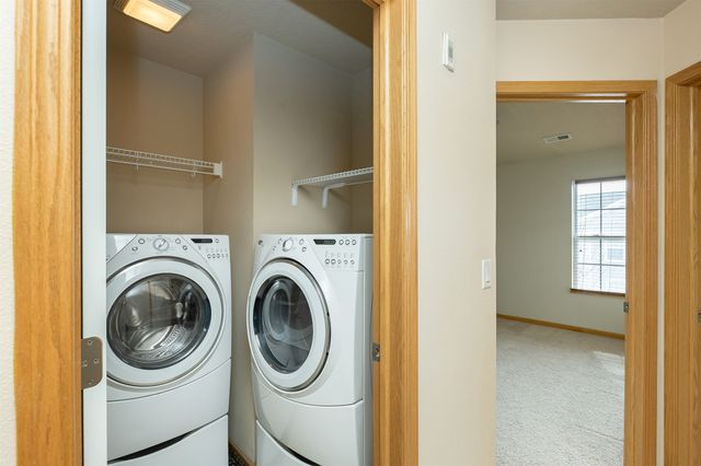 2150 NE 18th Street 112, Grimes, IA 50111