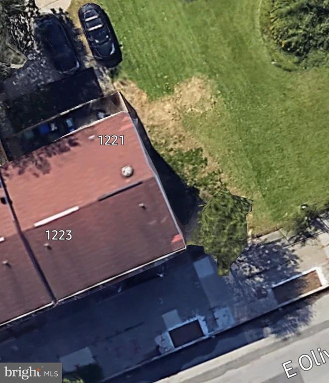 1221 E OLIVER ST, Baltimore, MD 21202
