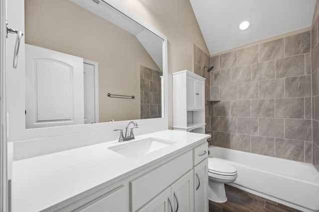 842 Mildren Lane, Fate, TX 75087