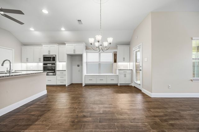 842 Mildren Lane, Fate, TX 75087