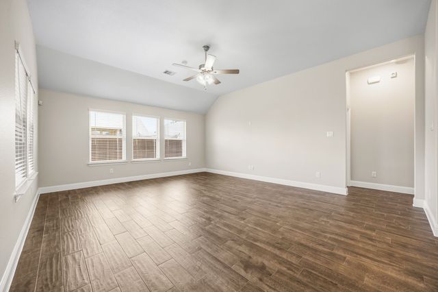 842 Mildren Lane, Fate, TX 75087