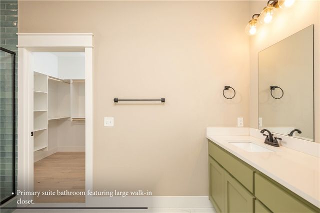 4 Goring Circle, Bella Vista, AR 72714
