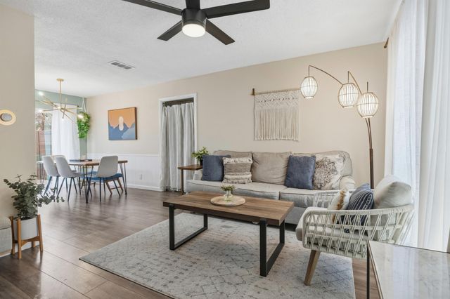 11301 Oakwood DR A, Austin, TX 78753