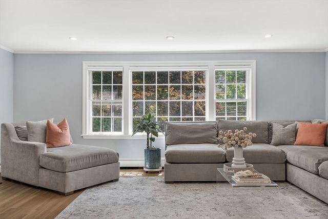 19 Marked Tree, Needham, MA 02492