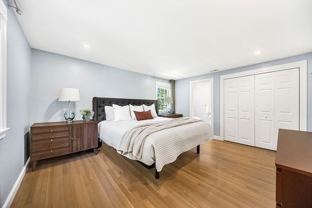 19 Marked Tree, Needham, MA 02492