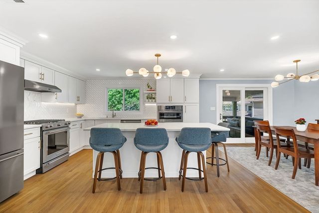19 Marked Tree, Needham, MA 02492