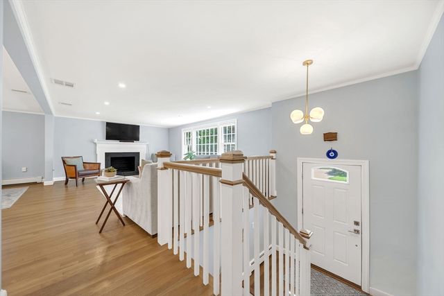 19 Marked Tree, Needham, MA 02492