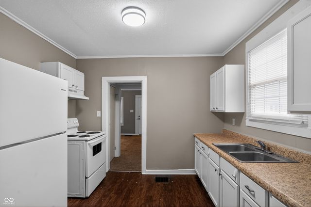 815 E 40th Street, Indianapolis, IN 46205