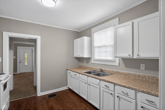 815 E 40th Street, Indianapolis, IN 46205