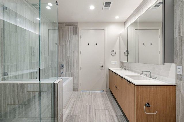 44 East Ave 2807, Austin, TX 78701