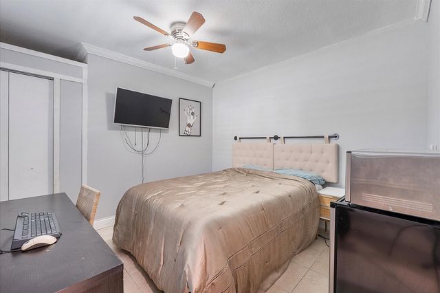 4980 SW 8th Ct, Margate, FL 33068