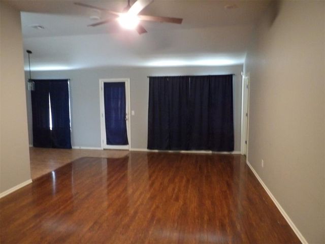 4405 Apple Blossom Circle, Moore, OK 73160