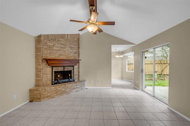 25 N Deerfoot Circle, Spring, TX 77380