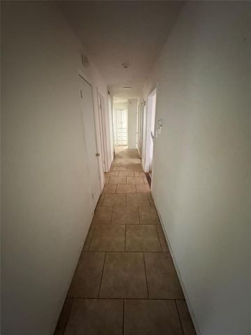 3308 Shadybrook Drive, Midwest City, OK 73110