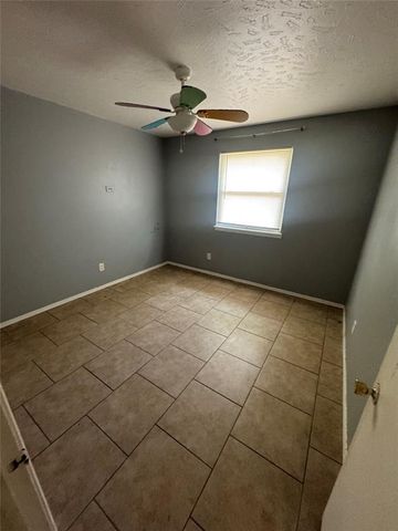 3308 Shadybrook Drive, Midwest City, OK 73110