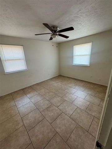 3308 Shadybrook Drive, Midwest City, OK 73110