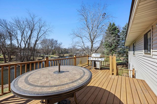 5903 David Court, Shoreview, MN 55126