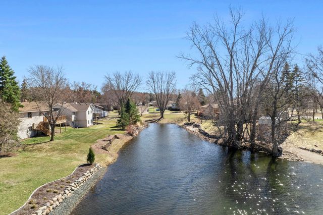 5903 David Court, Shoreview, MN 55126