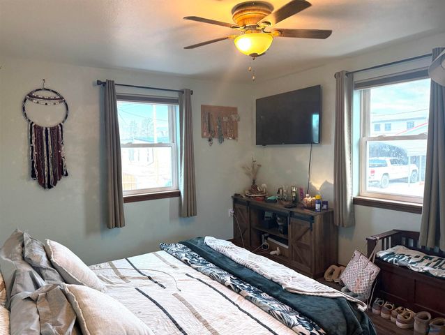 128 S 16TH ST, Hot Springs, SD 57747