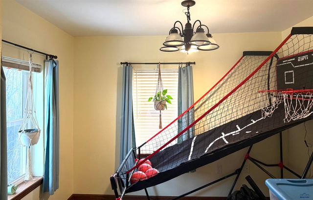 128 S 16TH ST, Hot Springs, SD 57747