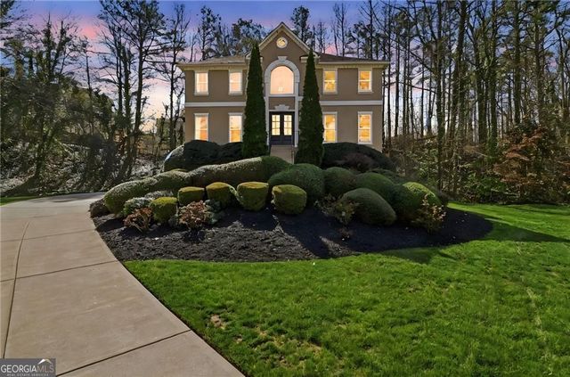 3566 Hawfinch Court NE, Roswell, GA 30075