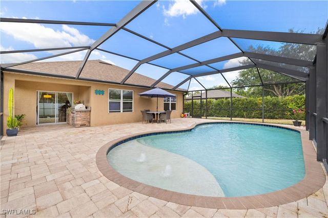 618 SW 18th ST, Cape Coral, FL 33991