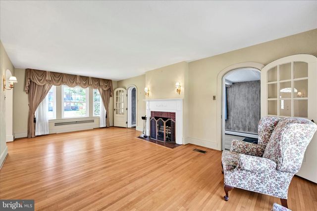 715 S MAIN ST, Red Lion, PA 17356