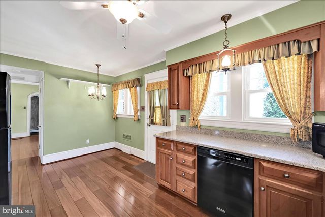 715 S MAIN ST, Red Lion, PA 17356