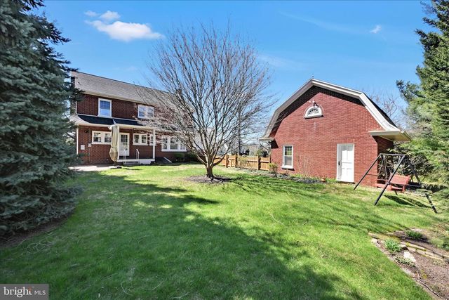 715 S MAIN ST, Red Lion, PA 17356