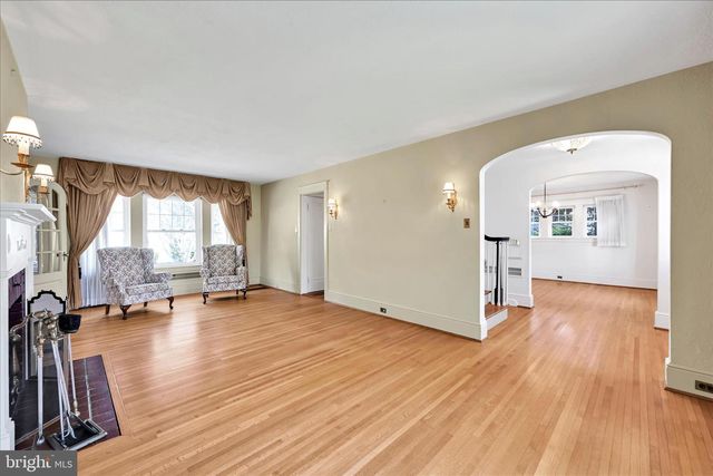 715 S MAIN ST, Red Lion, PA 17356