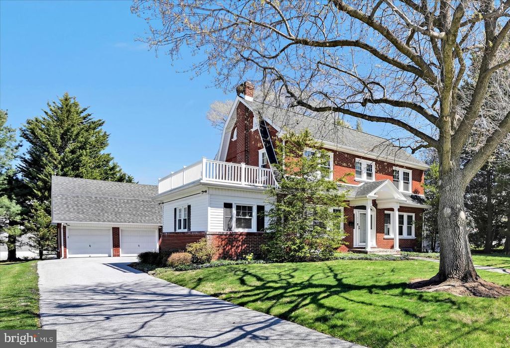 715 S MAIN ST, Red Lion, PA 17356