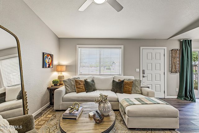 3306 S PARKSIDE Drive, Tempe, AZ 85282