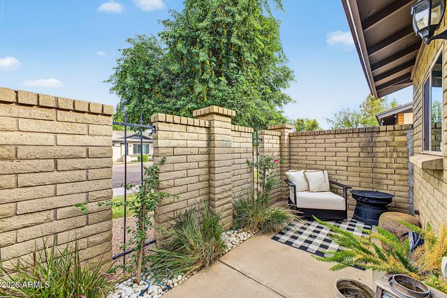 3306 S PARKSIDE Drive, Tempe, AZ 85282